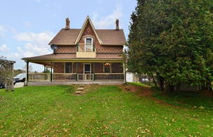 Main Residence - Country homes for sale and luxury real estate including horse farms and property in the Caledon and King City areas near Toronto